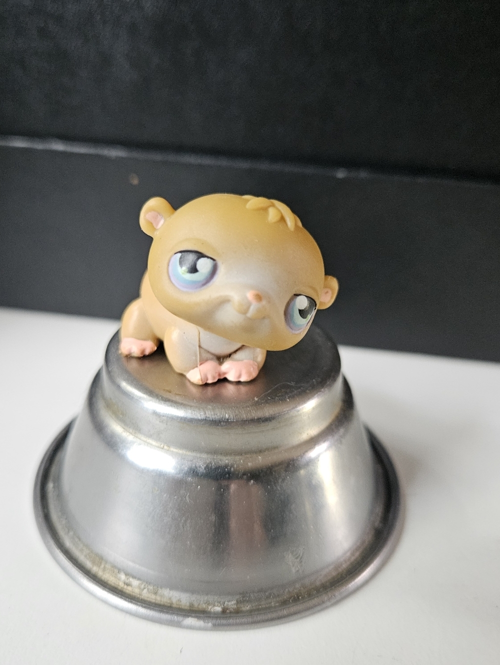 Littlest Pet Shop Lps 45 Mystery Variant Pink Feet Brown Hamster - Picture 1 of 4